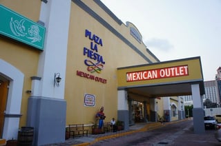 plaza-la-fiesta-cancun.jpg