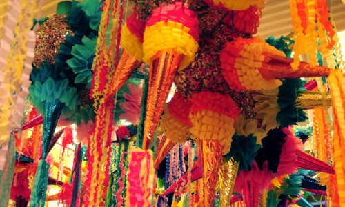 posadas-xcaret-pinata.png