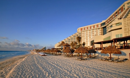 cancun-pet-friendly-Club-Melia-ME-Cancun