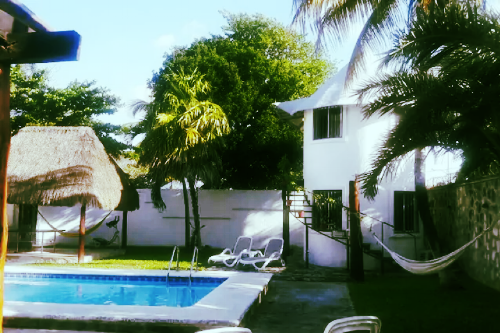 puerto-morelos-airbnb-bungalow.png