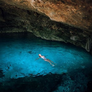 Delphinus cenote actividades con lluvia en Cancun
