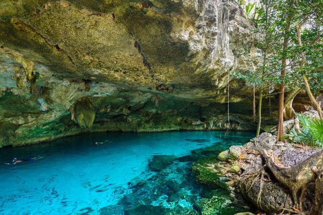 cenote dos ojos