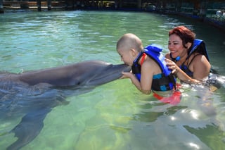 dia-universal-del-nino-en-delphinus.jpg