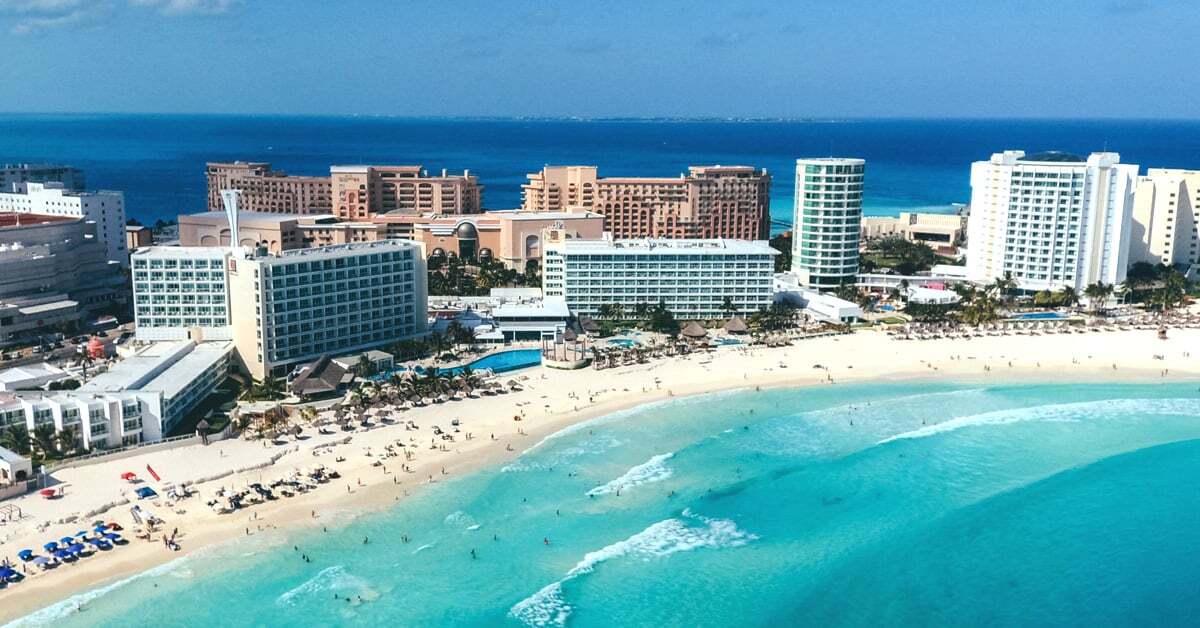 Cancun Public Transportation: How to Get Around the City