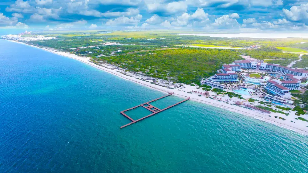 Amenidades Premium en Cancún: Cómo vivir la experiencia Delphinus dentro de tu Resort