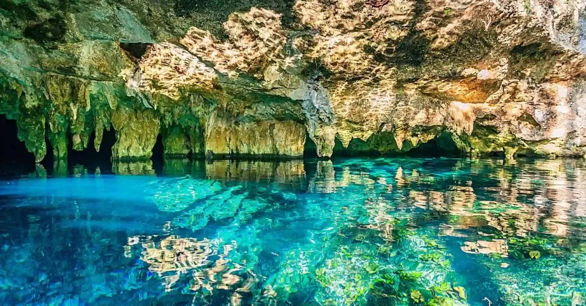 playas y cenotes en la riviera maya