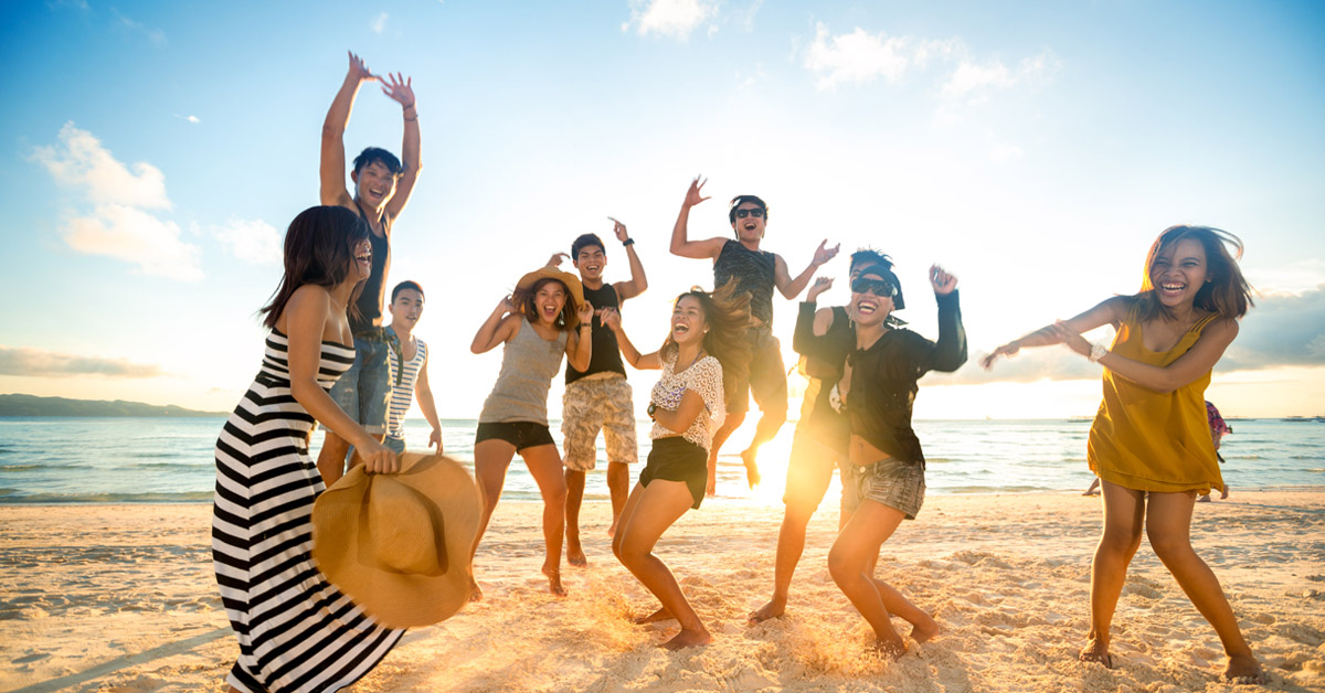 fiesta año nuevo playa mujeres